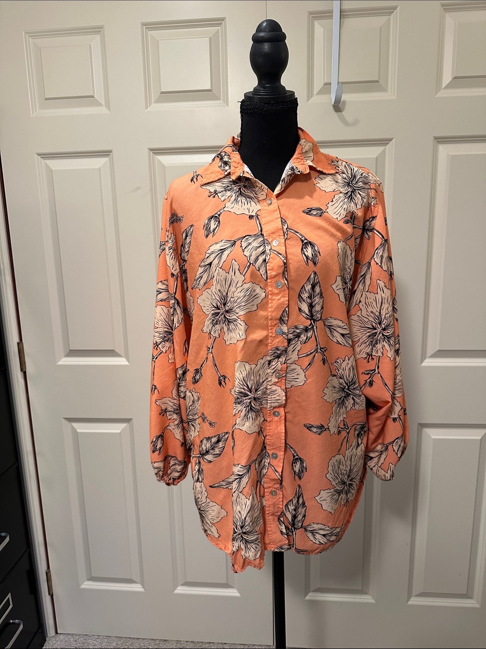 Floral Button-Front Swim Coverup Shirt in Peach